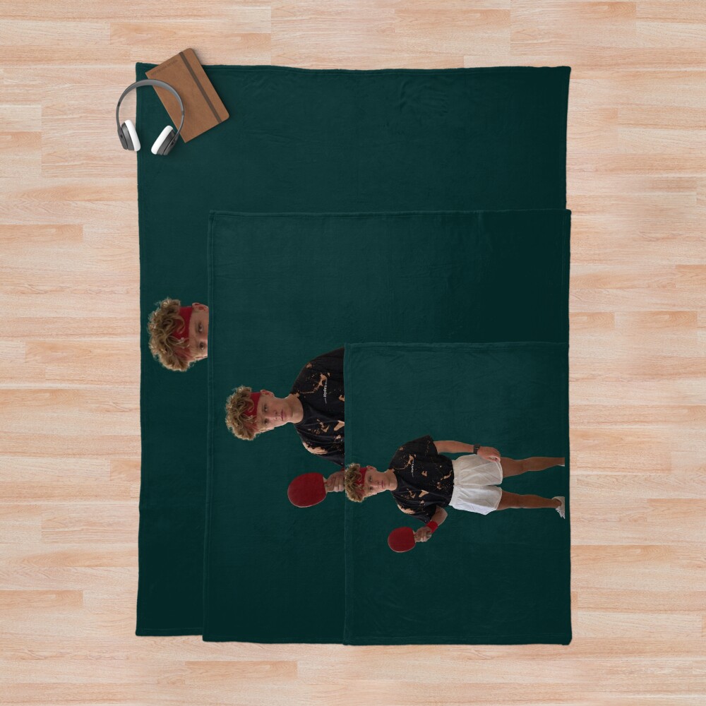 urblanket comparesquarex1000.1u2 21 - Ryan Trahan Fans