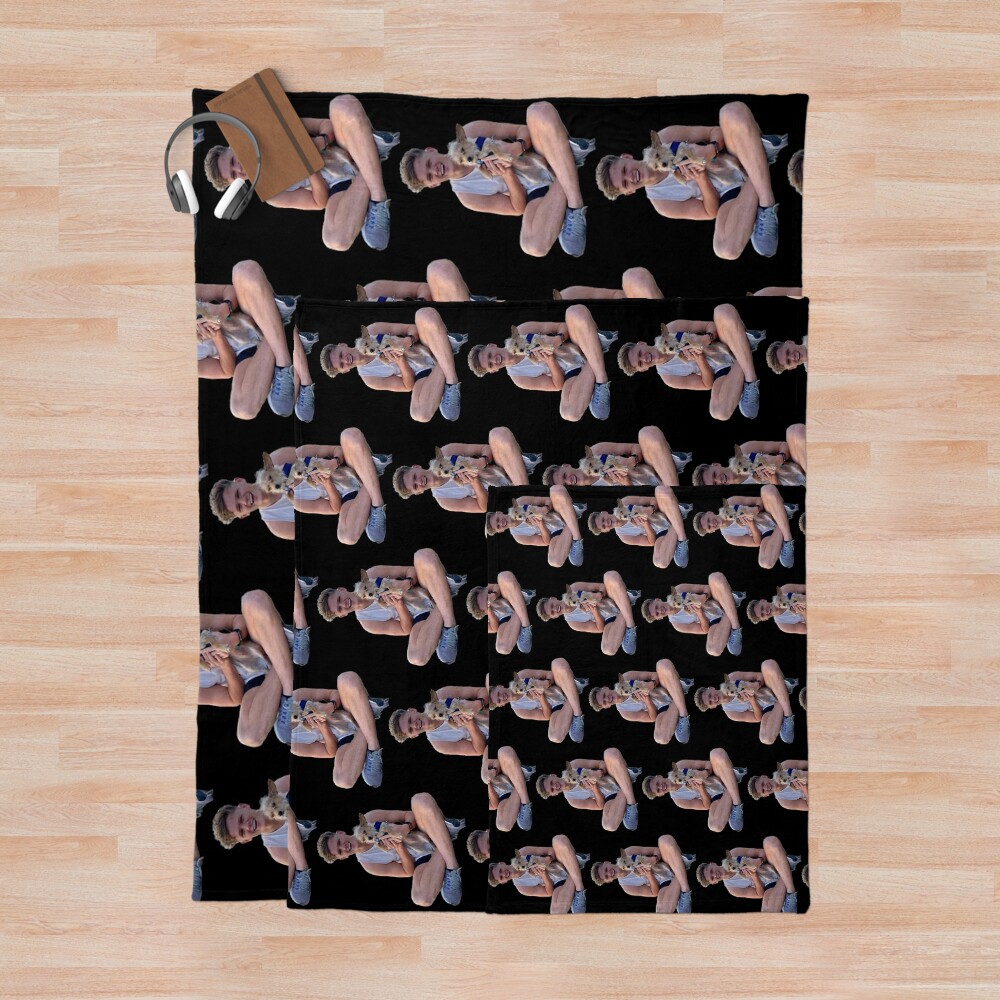 urblanket comparesquarex1000.1u2 9 - Ryan Trahan Fans