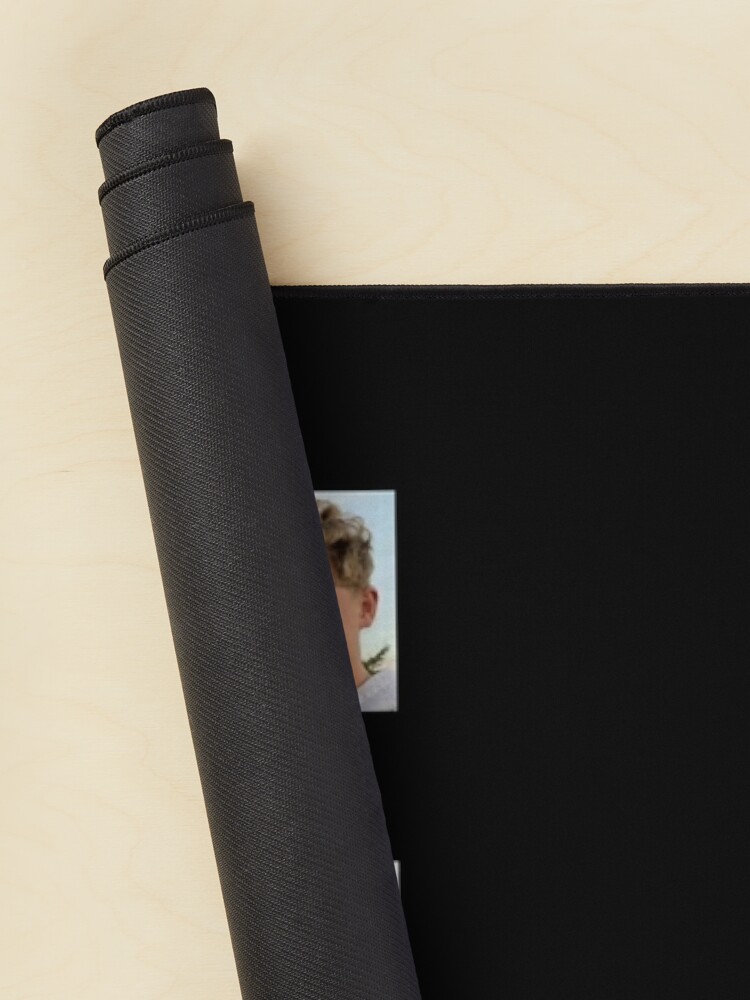 urdesk mat rolltall portrait750x1000 18 - Ryan Trahan Fans